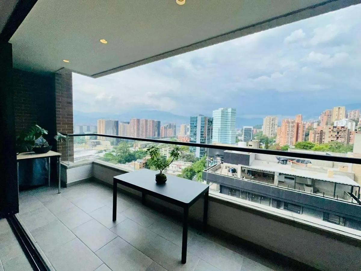 The Best Location In Poblado Air Conditioning 麦德林